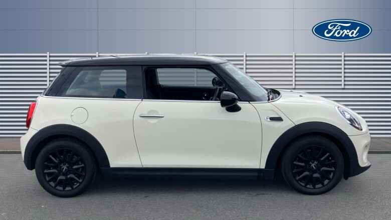 MINI Hatchback 1.5 Cooper Classic II 3dr Petrol Hatchback